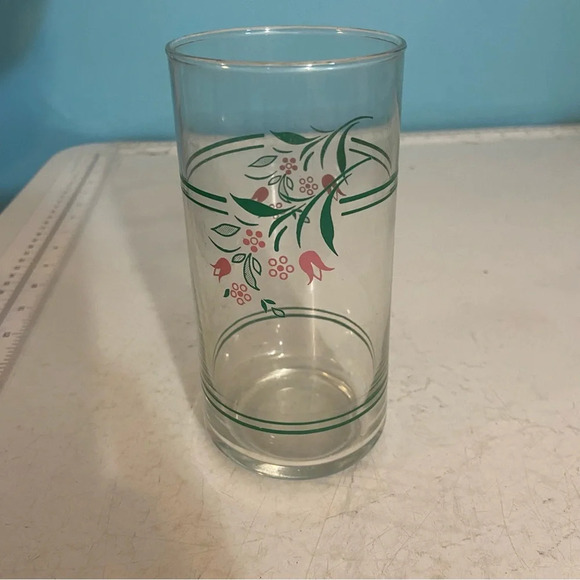 💥5/$25 ‎ Corelle Rosemarie 16 oz glass tumbler - Picture 3 of 7